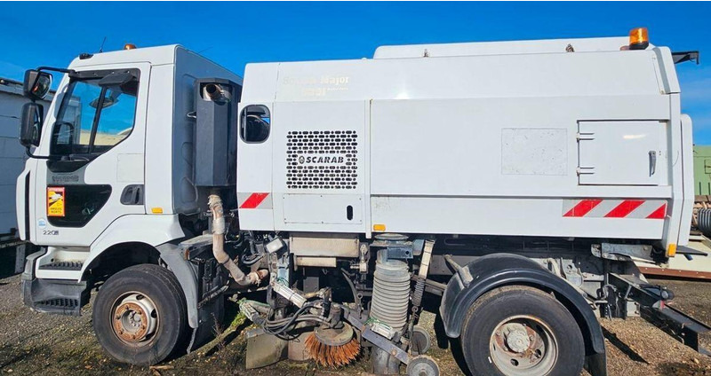 Renault MIDLUM 220 Dxi - Road sweeper truck - Spazzatrice stradale: foto 4 Renault MIDLUM 220 Dxi - Road sweeper truck - Spazzatrice stradale: foto 4