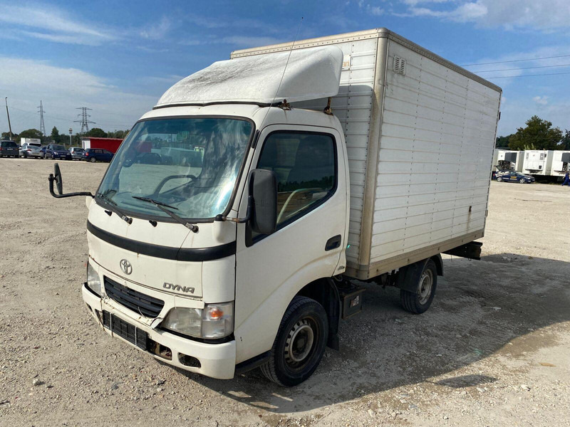 Toyota Dyna 100 3,0 D - Koffer - Furgone box: foto 2 Toyota Dyna 100 3,0 D - Koffer - Furgone box: foto 2