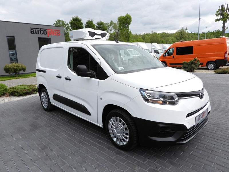 Toyota PROACE CITY FURGON CHŁODNIA -15*C ZASILANIE 230V TEMPOMAT KLIM - Furgone frigo: foto 4 Toyota PROACE CITY FURGON CHŁODNIA -15*C ZASILANIE 230V TEMPOMAT KLIM - Furgone frigo: foto 4