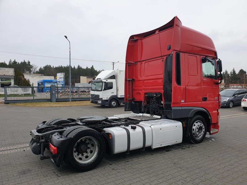 DAF XF 106 460 EURO 6 SSC LOW DECK - Trattore stradale: foto 4 DAF XF 106 460 EURO 6 SSC LOW DECK - Trattore stradale: foto 4