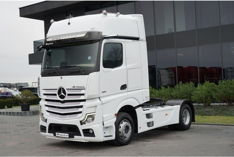 Mercedes-Benz ACTROS 1851 / RETARDER / GIGA SPACE / EURO 6 / SPROWADZONY - Trattore stradale: foto 4 Mercedes-Benz ACTROS 1851 / RETARDER / GIGA SPACE / EURO 6 / SPROWADZONY - Trattore stradale: foto 4