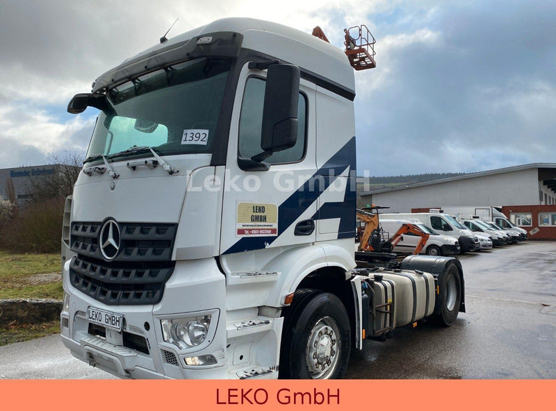 Mercedes-Benz Arocs 4x4 Euro 6 Kipphydraulik - Trattore stradale: foto 3 Mercedes-Benz Arocs 4x4 Euro 6 Kipphydraulik - Trattore stradale: foto 3