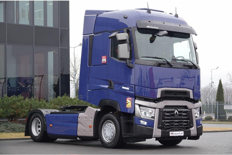 Renault T 520 / 13 L / RETARDER / I-PARK COOL / SKÓRY / PO KONTRAKCIE SE - Trattore stradale: foto 1 Renault T 520 / 13 L / RETARDER / I-PARK COOL / SKÓRY / PO KONTRAKCIE SE - Trattore stradale: foto 1