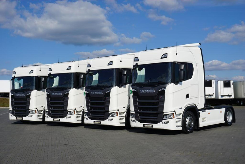 Scania S 500 / EURO 6 / ACC / RETARDER / PEŁNA OPCJA / JAK NOWA - Trattore stradale: foto 1 Scania S 500 / EURO 6 / ACC / RETARDER / PEŁNA OPCJA / JAK NOWA - Trattore stradale: foto 1