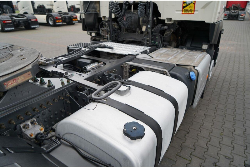 Leasing di Volvo FMX 420 /  RETARDER / 13 LITROWY / NISKA KABINA / I-SHIFT  / EUR Volvo FMX 420 /  RETARDER / 13 LITROWY / NISKA KABINA / I-SHIFT  / EUR: foto 15