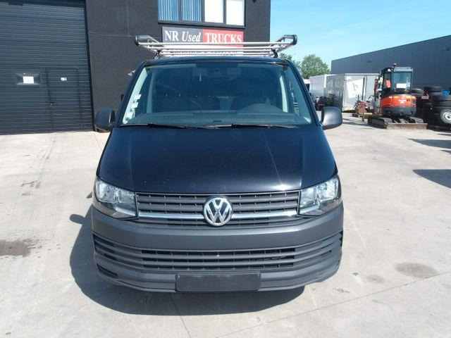 Volkswagen Transporter - Furgone chiuso: foto 3 Volkswagen Transporter - Furgone chiuso: foto 3