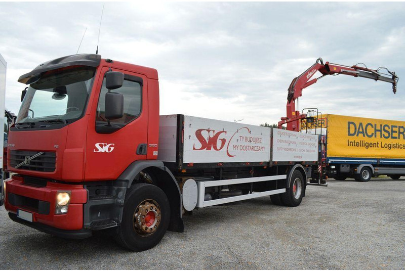 Volvo FE 18.280 - Autocarro con pianale/ Cassone fisso, Camion con gru: foto 1 Volvo FE 18.280 - Autocarro con pianale/ Cassone fisso, Camion con gru: foto 1