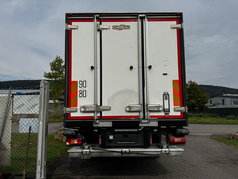 Volvo FE 260 - Autocarro frigorifero: foto 5 Volvo FE 260 - Autocarro frigorifero: foto 5