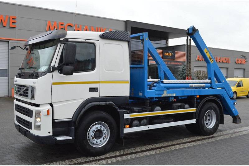 Volvo FM 430 ABSETZKIPPER - Autocarro multibenna: foto 2 Volvo FM 430 ABSETZKIPPER - Autocarro multibenna: foto 2