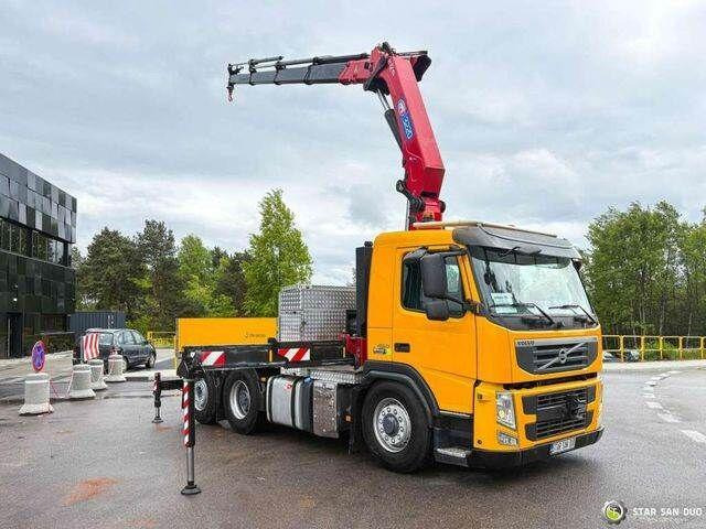 Volvo FM 460 6x4x4 HMF 3220 Crane HDS - Autocarro con pianale/ Cassone fisso, Camion con gru: foto 2 Volvo FM 460 6x4x4 HMF 3220 Crane HDS - Autocarro con pianale/ Cassone fisso, Camion con gru: foto 2