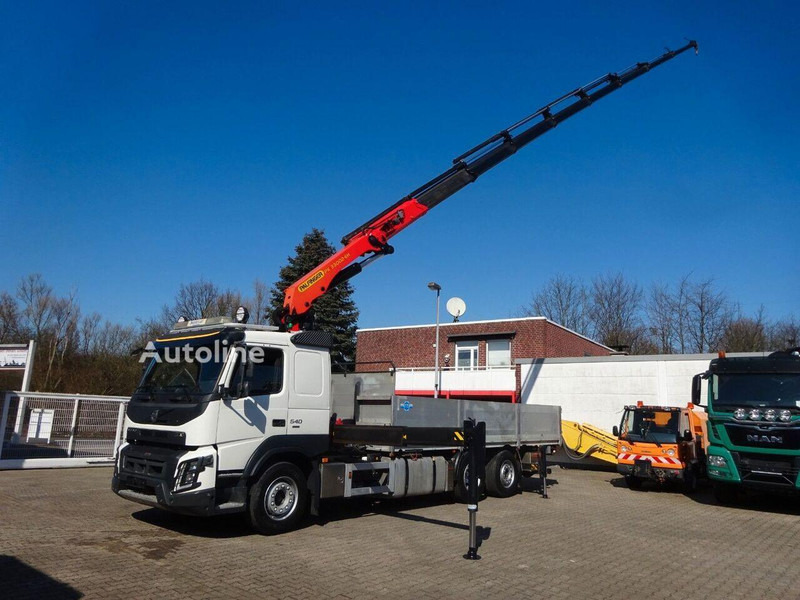 Volvo FMX 540 - Autocarro con pianale/ Cassone fisso, Camion con gru: foto 1 Volvo FMX 540 - Autocarro con pianale/ Cassone fisso, Camion con gru: foto 1