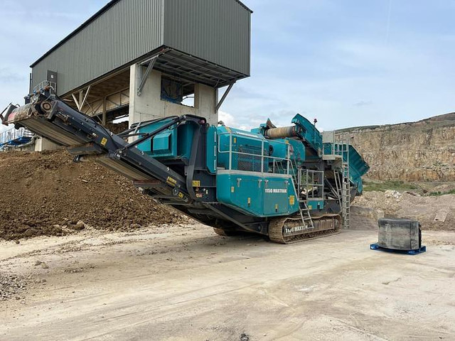 Powerscreen 1150 Maxtrak - Frantoio a cono: foto 1 Powerscreen 1150 Maxtrak - Frantoio a cono: foto 1