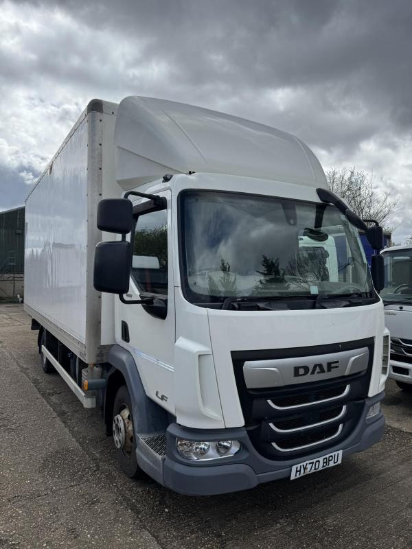 DAF LF LF 180 7.5Ton Boxvan with Tail-Lift - Autocarro furgonato: foto 2 DAF LF LF 180 7.5Ton Boxvan with Tail-Lift - Autocarro furgonato: foto 2