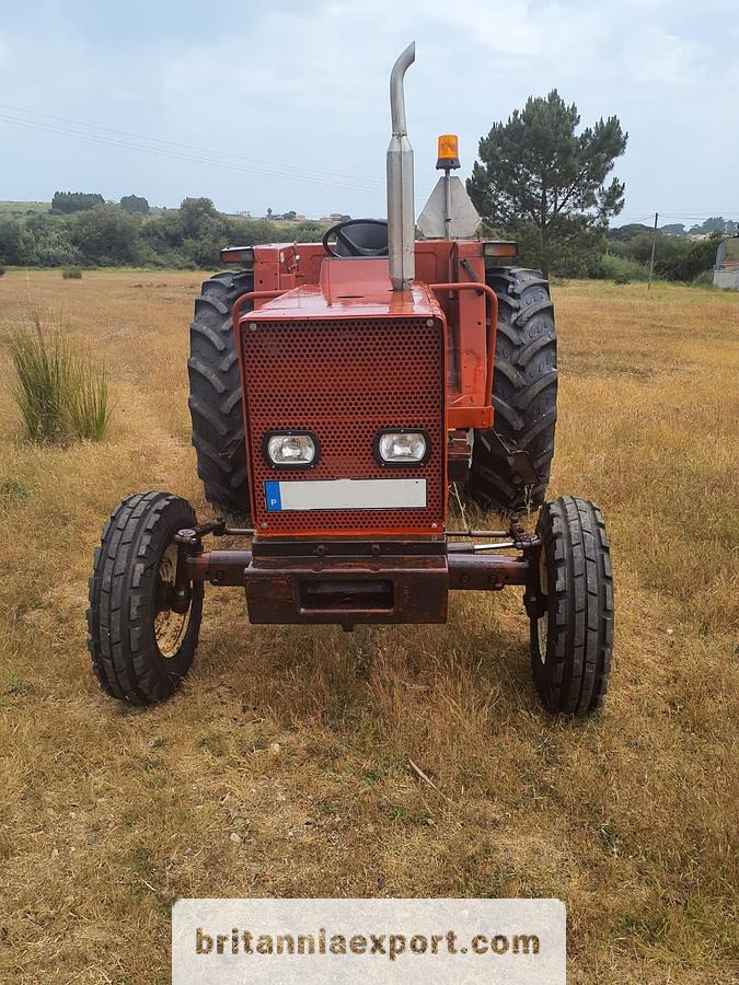 FIAT 780 | 4 cylinder | Oil brakes | Power steering - Trattore: foto 2 FIAT 780 | 4 cylinder | Oil brakes | Power steering - Trattore: foto 2