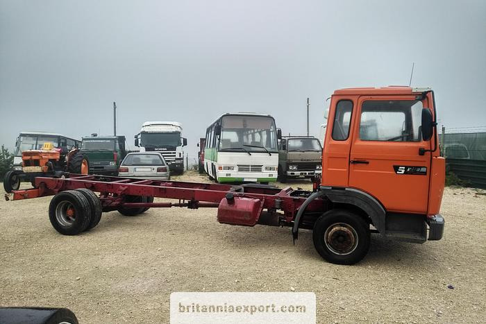 RENAULT Midliner S120 Turbo 7.7 Ton Chassis Cab Truck | ZF Manual | - Autocarro telaio: foto 4 RENAULT Midliner S120 Turbo 7.7 Ton Chassis Cab Truck | ZF Manual | - Autocarro telaio: foto 4