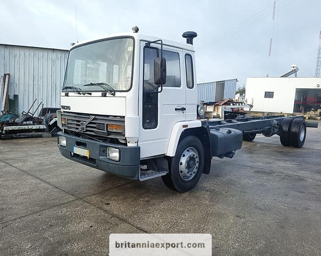 VOLVO FL6 19 | Intercooler | On springs | On 10 studs - Autocarro telaio: foto 2 VOLVO FL6 19 | Intercooler | On springs | On 10 studs - Autocarro telaio: foto 2