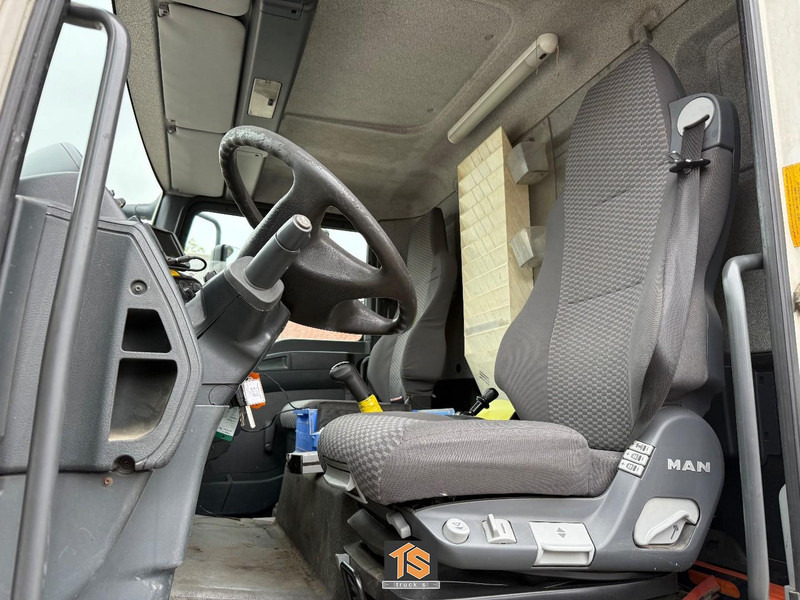 MAN TGL 12.210 EURO 5 - MANUAL - VERSALIFT VST-237-NF HEIGHT 14 M - BELGIUM TRUCK - TOP! - Camion, Camion con gru: foto 4 MAN TGL 12.210 EURO 5 - MANUAL - VERSALIFT VST-237-NF HEIGHT 14 M - BELGIUM TRUCK - TOP! - Camion, Camion con gru: foto 4