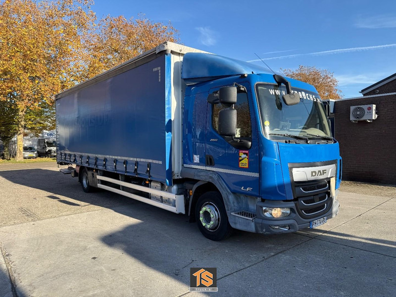 DAF LF 12T 260 AUTOMATIC - LADEBORDWAND - TOP TRUCK - Camion centinato: foto 3 DAF LF 12T 260 AUTOMATIC - LADEBORDWAND - TOP TRUCK - Camion centinato: foto 3