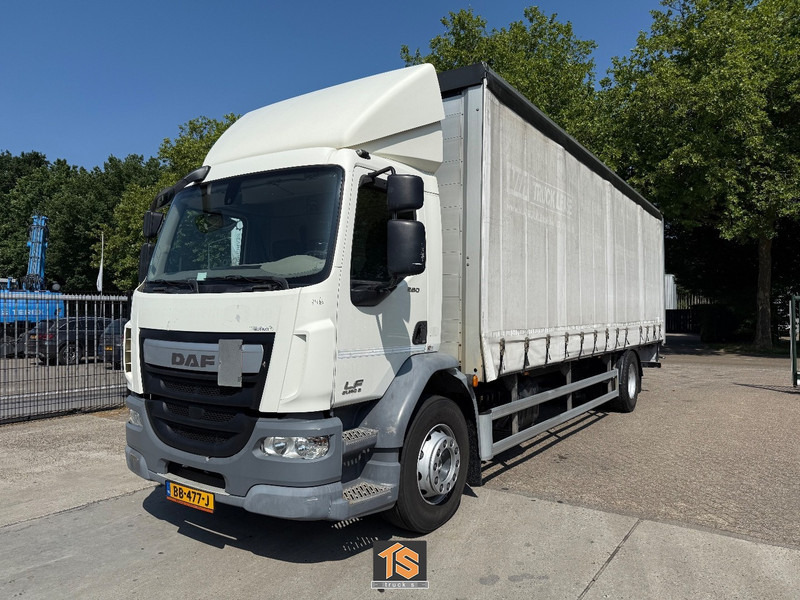 DAF LF 280 FA 19 TON - SCHUIFZEILEN/CURTAIN/GARDINEN - APK 06/2026! - NL TRUCK - TOP! - Camion centinato: foto 1 DAF LF 280 FA 19 TON - SCHUIFZEILEN/CURTAIN/GARDINEN - APK 06/2026! - NL TRUCK - TOP! - Camion centinato: foto 1