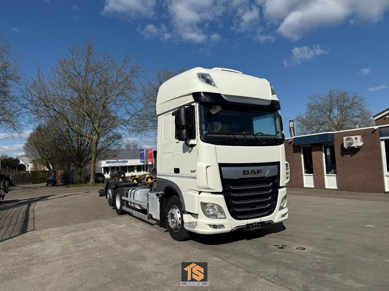 DAF XF 480 FAN SSC - LBW - RETARDER - BDF - KLIMA - GERMAN TRUCK - TOP! - Autocarro portacontainer/ Caisse interchangeable: foto 2 DAF XF 480 FAN SSC - LBW - RETARDER - BDF - KLIMA - GERMAN TRUCK - TOP! - Autocarro portacontainer/ Caisse interchangeable: foto 2
