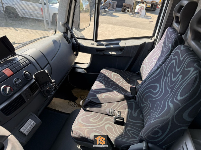 Iveco 120E19P AUTOMATIC - 12 TON - EURO 6 - LADEBORDWAND - TOP TRUCK - Autocarro furgonato: foto 4 Iveco 120E19P AUTOMATIC - 12 TON - EURO 6 - LADEBORDWAND - TOP TRUCK - Autocarro furgonato: foto 4