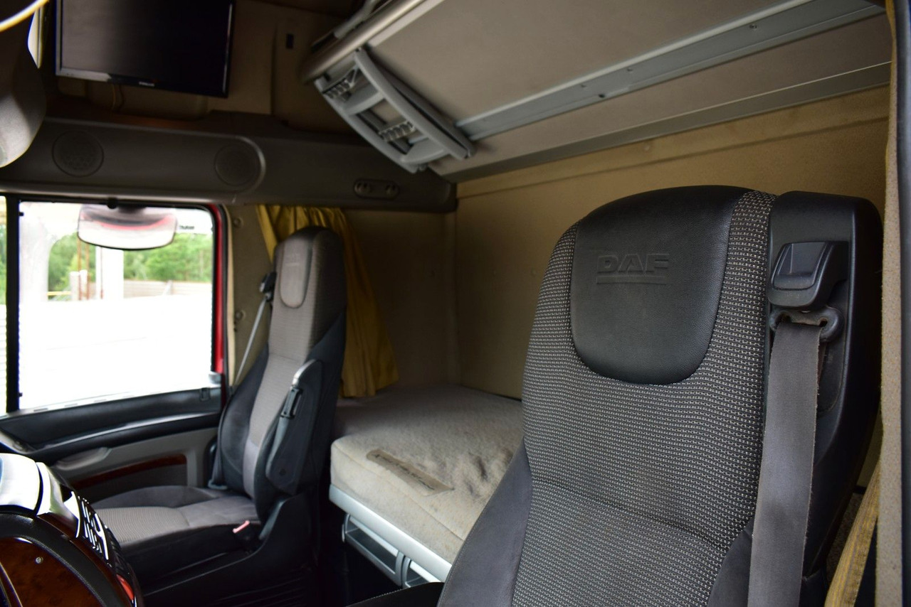 Camion con gru nuovo DAF XF 105 6x2 HMF 4020 EURO 5 KRAN CRANE .: foto 18 Camion con gru nuovo DAF XF 105 6x2 HMF 4020 EURO 5 KRAN CRANE .: foto 18