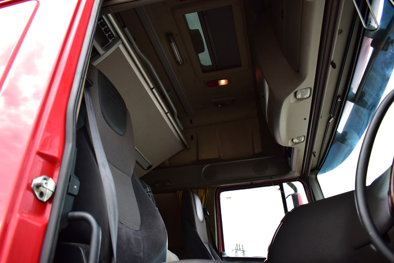 Camion con gru nuovo DAF XF 105 6x2 HMF 4020 EURO 5 KRAN CRANE .: foto 15 Camion con gru nuovo DAF XF 105 6x2 HMF 4020 EURO 5 KRAN CRANE .: foto 15