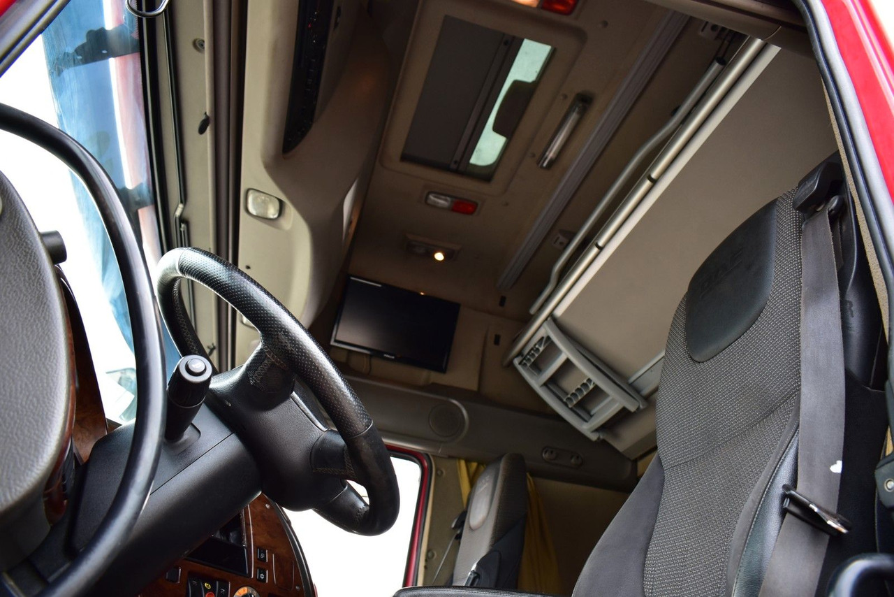 Camion con gru nuovo DAF XF 105 6x2 HMF 4020 EURO 5 KRAN CRANE .: foto 12 Camion con gru nuovo DAF XF 105 6x2 HMF 4020 EURO 5 KRAN CRANE .: foto 12