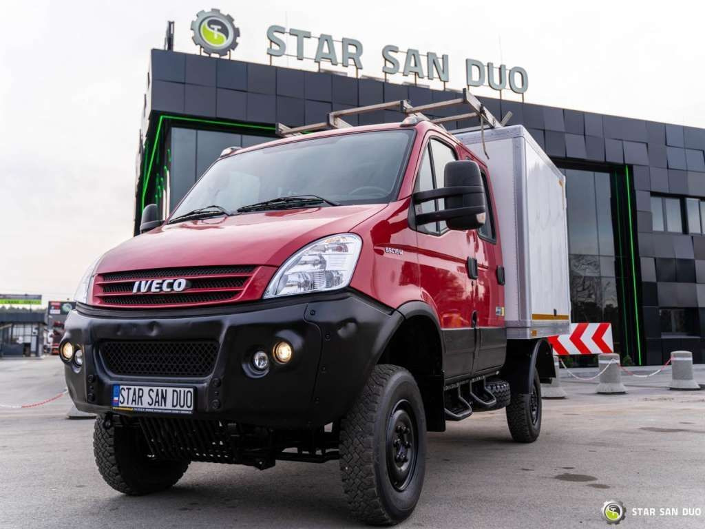 Iveco DAILY 4X4 OFFROAD CAMPER BOX DOKA Iveco DAILY 4X4 OFFROAD CAMPER BOX DOKA - Autocarro telaio: foto 4 Iveco DAILY 4X4 OFFROAD CAMPER BOX DOKA Iveco DAILY 4X4 OFFROAD CAMPER BOX DOKA - Autocarro telaio: foto 4