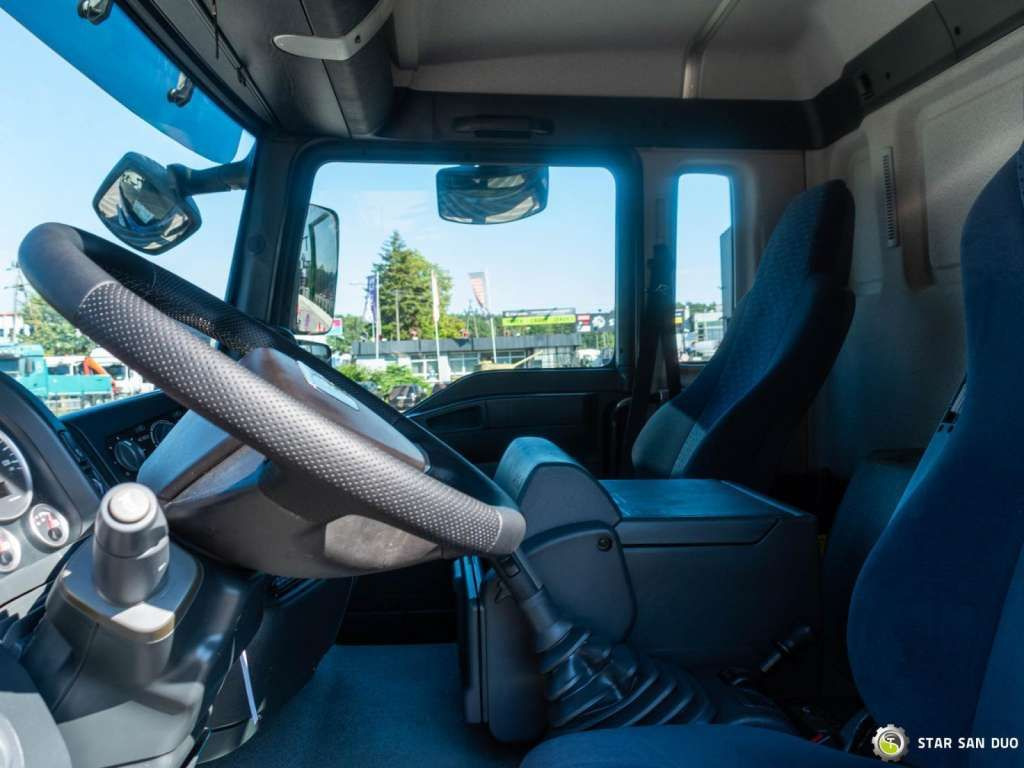 Camion con gru MAN  TGA 35.440 8X6H PALFINGER  60002  Semi-trailer: foto 14
