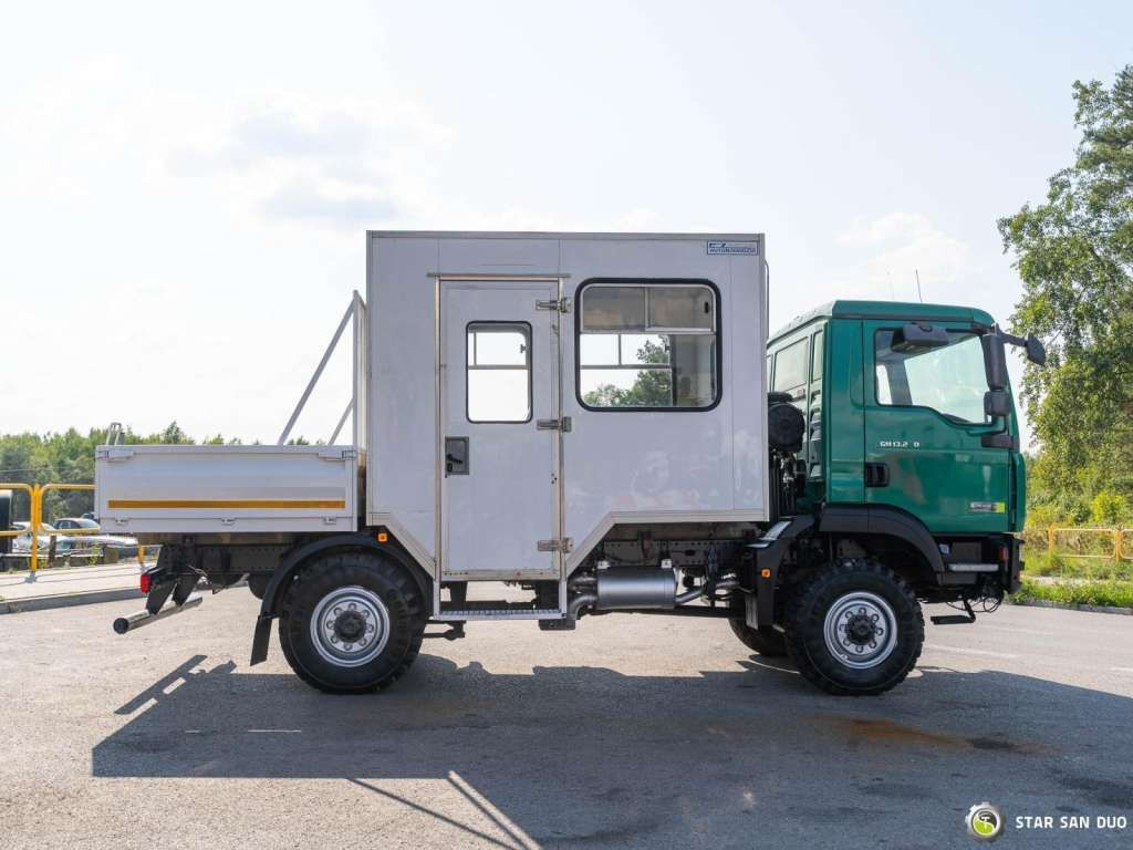 MAN TGM 13.240 4x4 BL Double Cab Camper BUS - Autocarro telaio: foto 2 MAN TGM 13.240 4x4 BL Double Cab Camper BUS - Autocarro telaio: foto 2