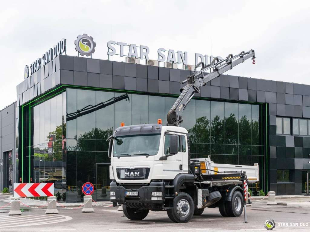MAN TGS 18.360 4x4 HIAB 144 E-4 Crane Kipper MAN TGS 18.360 4x4 HIAB 144 E-4 Crane Kipper - Camion con gru, Autocarro ribaltabile: foto 3 MAN TGS 18.360 4x4 HIAB 144 E-4 Crane Kipper MAN TGS 18.360 4x4 HIAB 144 E-4 Crane Kipper - Camion con gru, Autocarro ribaltabile: foto 3