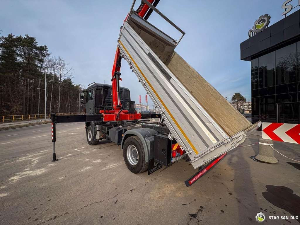 MAN TGS 18.480 PALFINGER PK 16502 HDS Crane,Kipper MAN TGS 18.480 PALFINGER PK 16502 HDS Crane,Kipper - Camion con gru, Autocarro ribaltabile: foto 4 MAN TGS 18.480 PALFINGER PK 16502 HDS Crane,Kipper MAN TGS 18.480 PALFINGER PK 16502 HDS Crane,Kipper - Camion con gru, Autocarro ribaltabile: foto 4