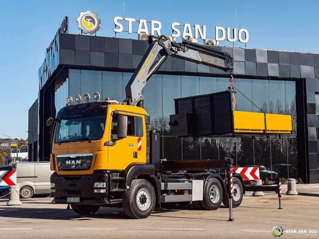 MAN TGS 28.480 6x4x4 H PALFINGER PK 29002 CRANE 5th - Camion con gru: foto 2 MAN TGS 28.480 6x4x4 H PALFINGER PK 29002 CRANE 5th - Camion con gru: foto 2