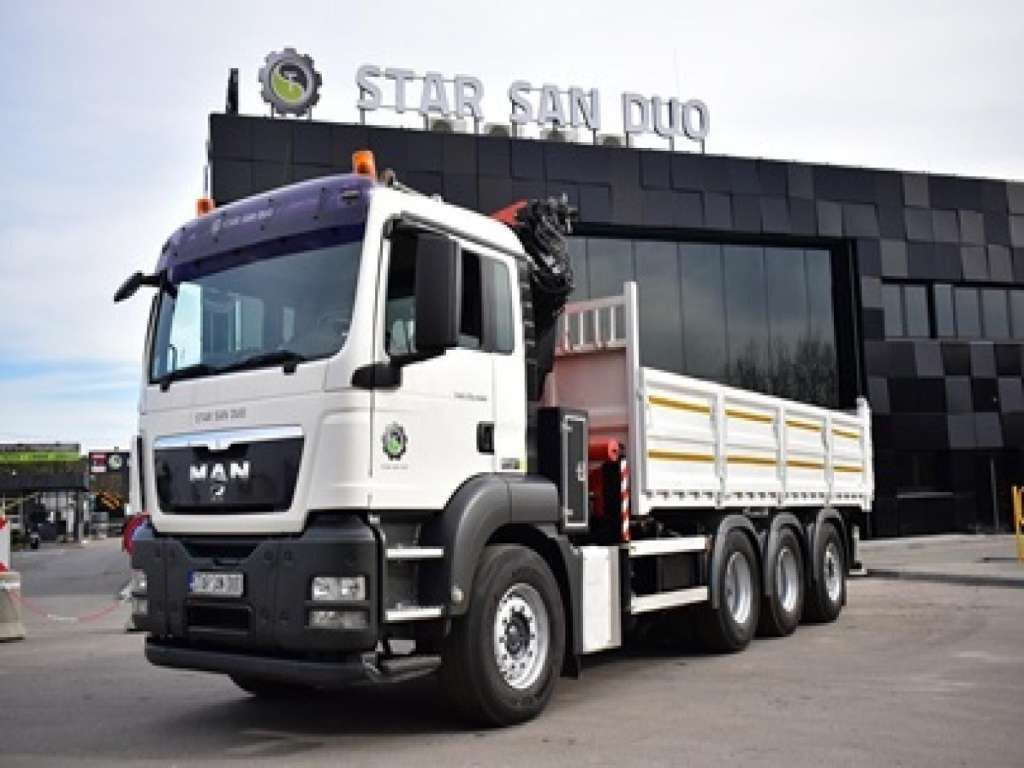 MAN TGS 35.400 8X4 PALFINGER PK 33002 CRANE KIPPER - Autocarro ribaltabile: foto 4 MAN TGS 35.400 8X4 PALFINGER PK 33002 CRANE KIPPER - Autocarro ribaltabile: foto 4