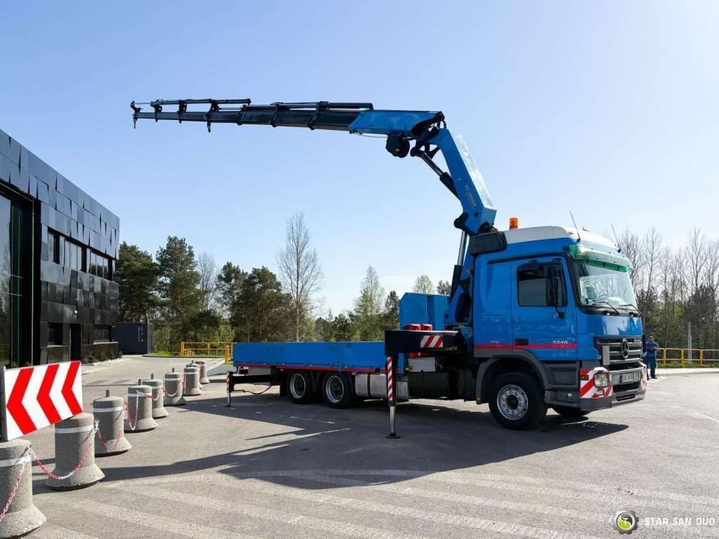 Mercedes-Benz ACTROS 2646L 6x4 PALFINGER 36002 Euro 5 Winch - Camion con gru: foto 4 Mercedes-Benz ACTROS 2646L 6x4 PALFINGER 36002 Euro 5 Winch - Camion con gru: foto 4