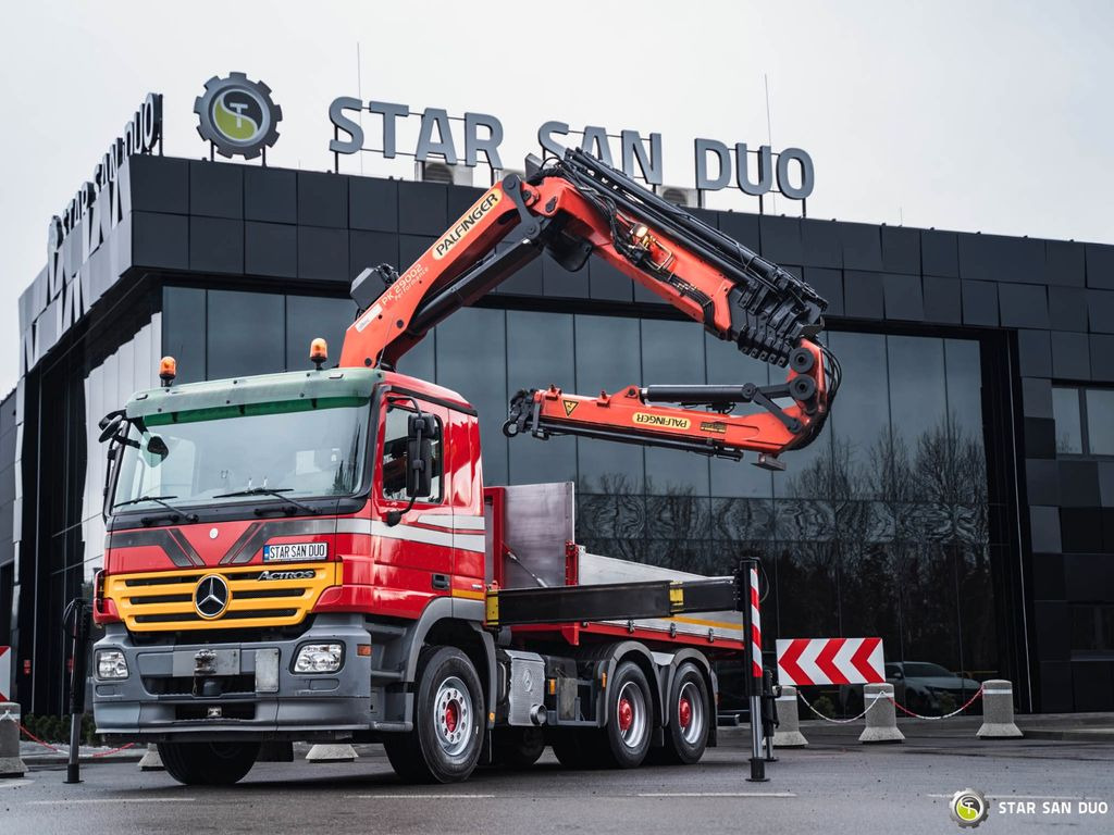 Mercedes-Benz ACTROS 2648 6x4 PALFINGER PK 29002 EURO 5 JIB - Camion con gru, Autocarro con pianale/ Cassone fisso: foto 1 Mercedes-Benz ACTROS 2648 6x4 PALFINGER PK 29002 EURO 5 JIB - Camion con gru, Autocarro con pianale/ Cassone fisso: foto 1