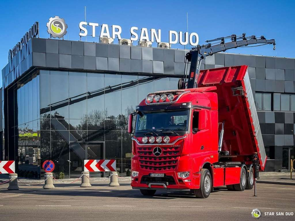 Mercedes-Benz AROCS 3358L 6x4 HIAB 192X-HIPRO E-6 Crane Kippe - Camion con gru: foto 1 Mercedes-Benz AROCS 3358L 6x4 HIAB 192X-HIPRO E-6 Crane Kippe - Camion con gru: foto 1