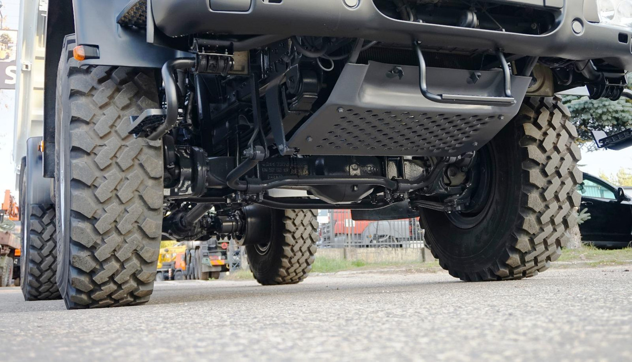 - Piattaforma autocarrata: foto 5 - Piattaforma autocarrata: foto 5