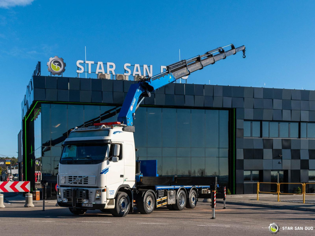 - Camion con gru: foto 3 - Camion con gru: foto 3