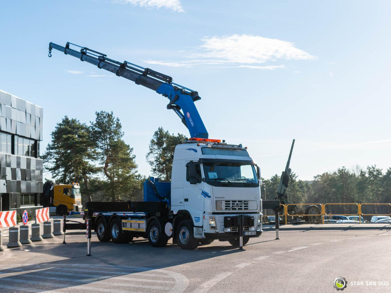 - Camion con gru: foto 2 - Camion con gru: foto 2