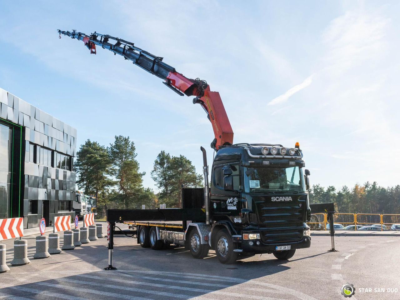 - Camion con gru: foto 2 - Camion con gru: foto 2