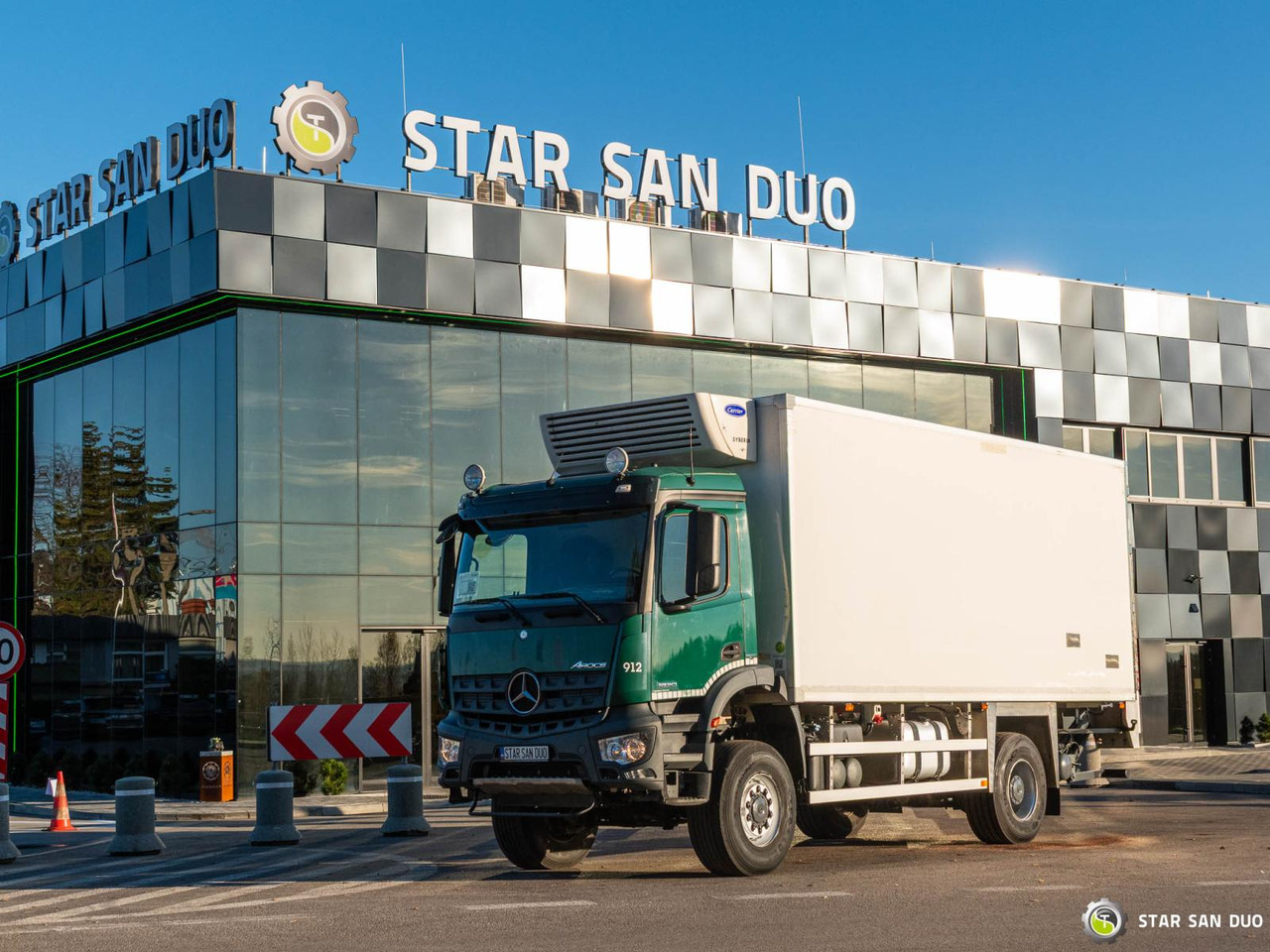 - Autocarro telaio: foto 1 - Autocarro telaio: foto 1