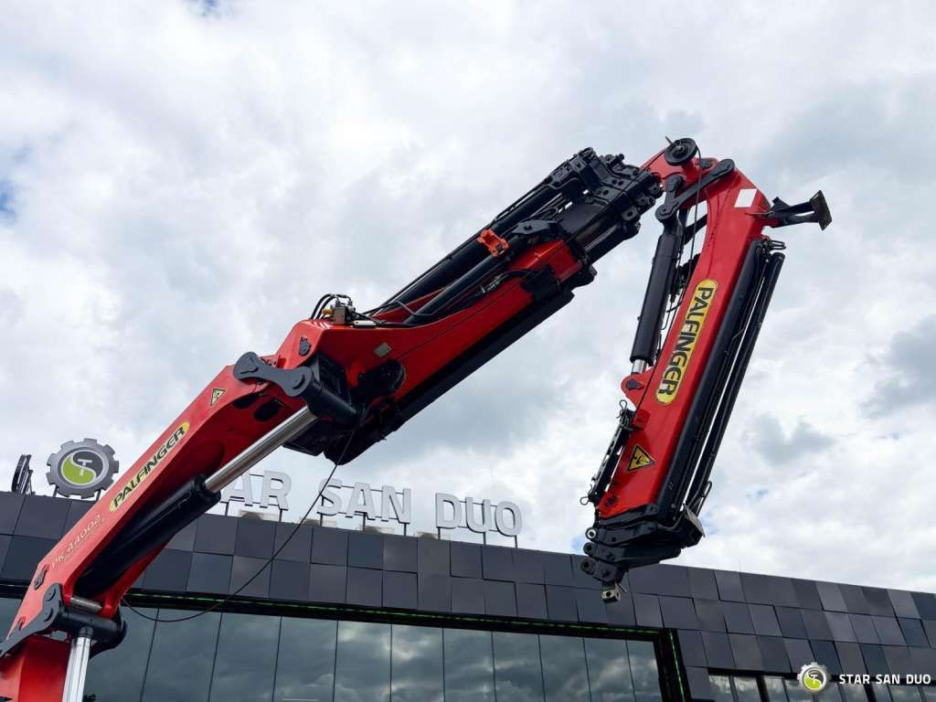 Camion con gru Scania  R143 HL 6x2 PALFINGER PK44002 Crane: foto 21