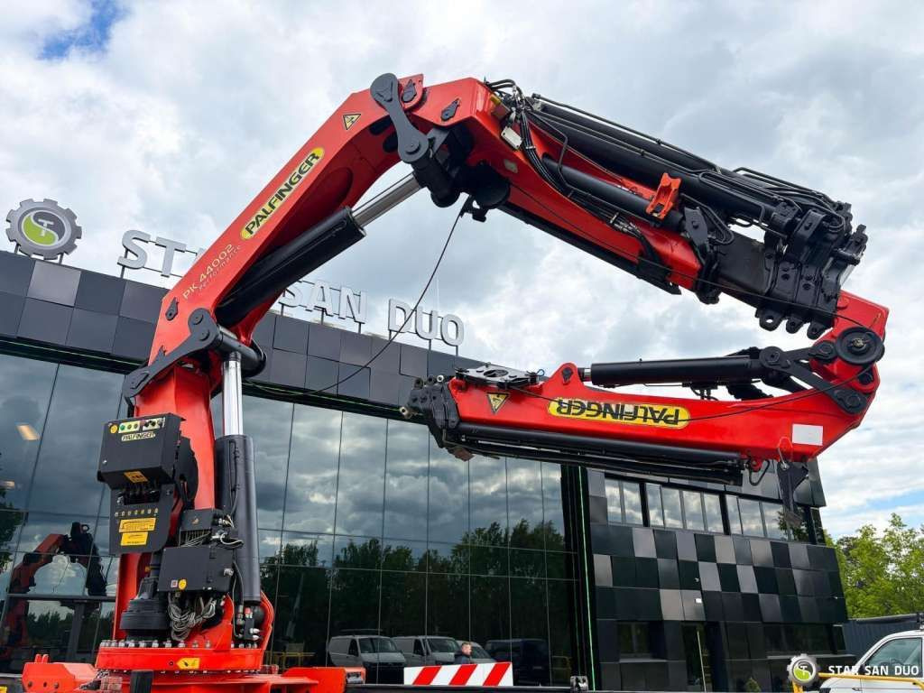 Camion con gru Scania  R143 HL 6x2 PALFINGER PK44002 Crane: foto 24