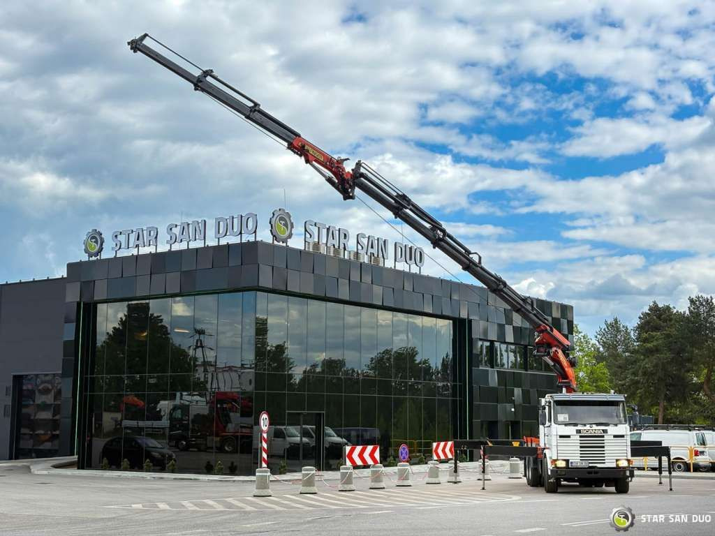 Scania R143 HL 6x2 PALFINGER PK44002 Crane - Camion con gru: foto 1 Scania R143 HL 6x2 PALFINGER PK44002 Crane - Camion con gru: foto 1