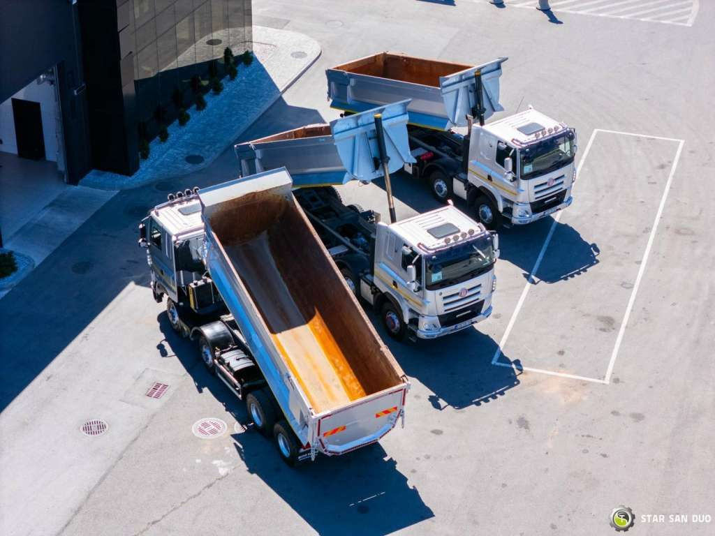 Tatra PHOENIX 8x8 Euro 6 Tipper Several Pieces ! - Autocarro ribaltabile: foto 5 Tatra PHOENIX 8x8 Euro 6 Tipper Several Pieces ! - Autocarro ribaltabile: foto 5
