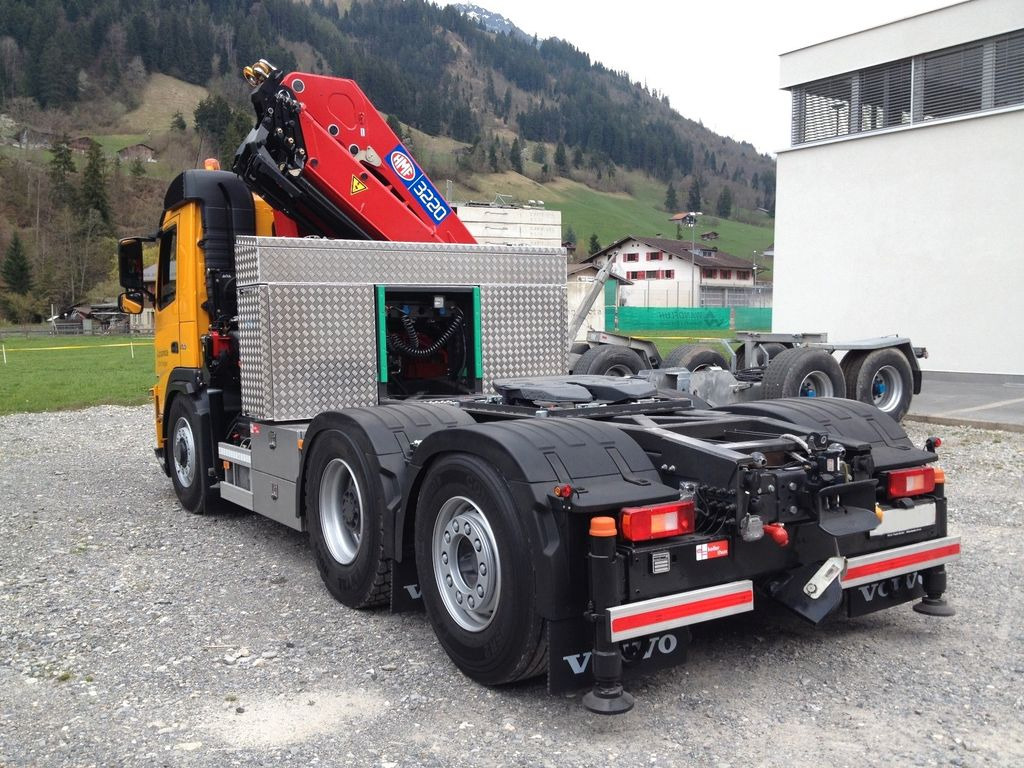 Volvo FM 460 4x4x6 H HMF 3220 HYDRODRIVE EURO 5 2014 - Trattore stradale: foto 3 Volvo FM 460 4x4x6 H HMF 3220 HYDRODRIVE EURO 5 2014 - Trattore stradale: foto 3