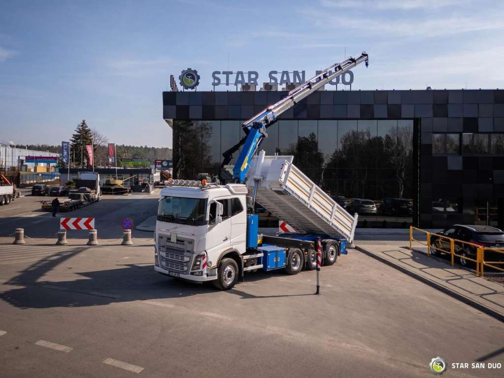Volvo FH 16.550 8x4 Palfinger PK 34002-SH Crane Kippe - Autocarro ribaltabile: foto 3 Volvo FH 16.550 8x4 Palfinger PK 34002-SH Crane Kippe - Autocarro ribaltabile: foto 3
