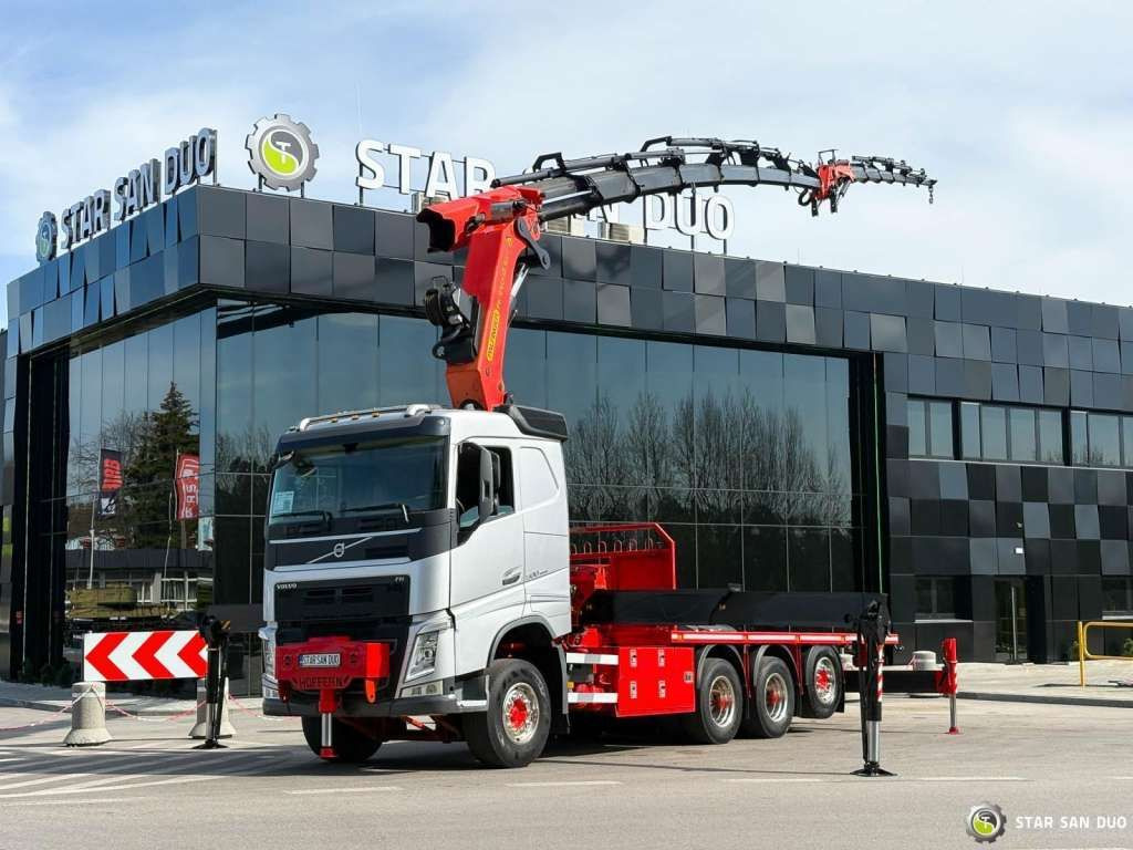 Volvo FH 500 8x4*4 PK65002 Fly JIB Crane 7456 h Winch - Camion con gru: foto 2 Volvo FH 500 8x4*4 PK65002 Fly JIB Crane 7456 h Winch - Camion con gru: foto 2